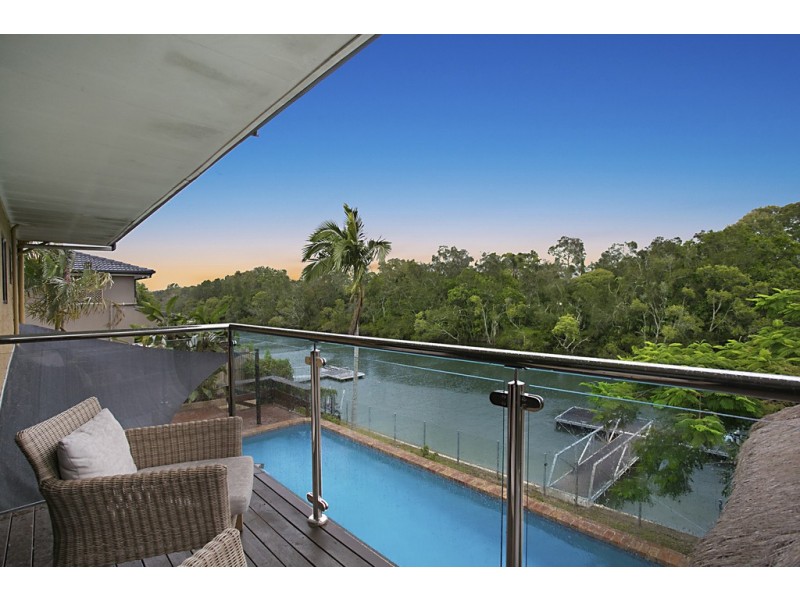 17 Monterey Court, Broadbeach Waters QLD 4218