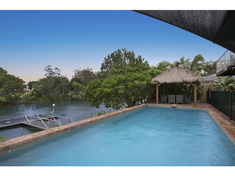 17 Monterey Court, Broadbeach Waters QLD 4218