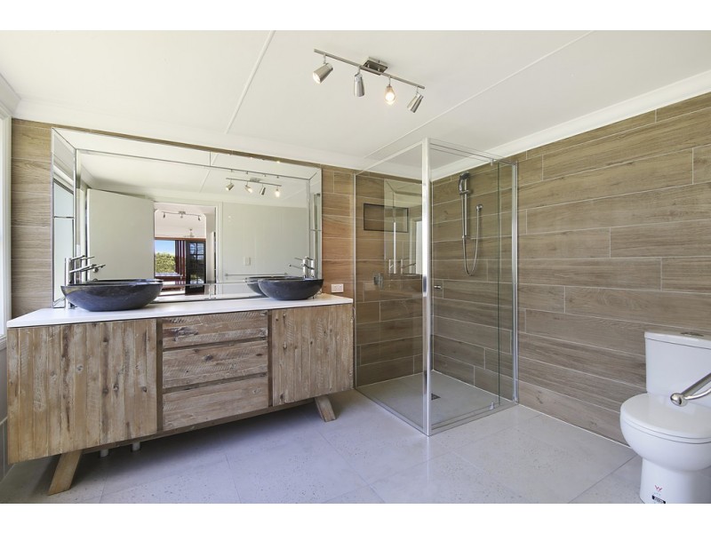 1857 Stapylton Jacobs Well Road, Jacobs Well QLD 4208