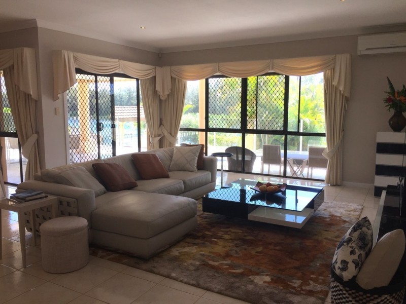 77 Port Jackson Blvd, Clear Island Waters QLD 4226