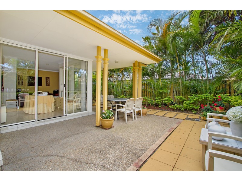 9 Greendale Place, Burleigh Waters QLD 4220