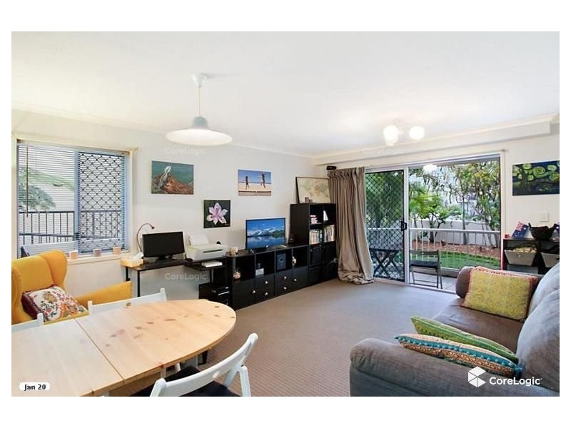 2/44 Britannia Avenue, Broadbeach QLD 4218