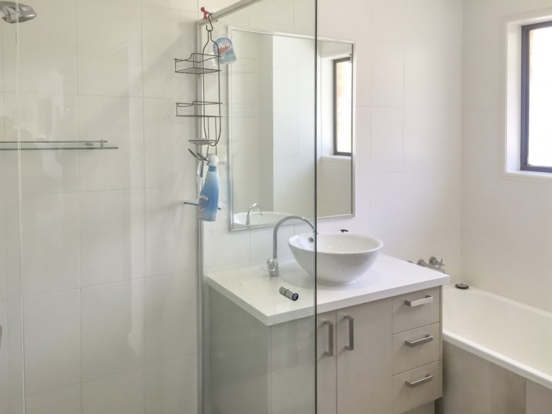 9/137 Old Burleigh Road, Broadbeach QLD 4218