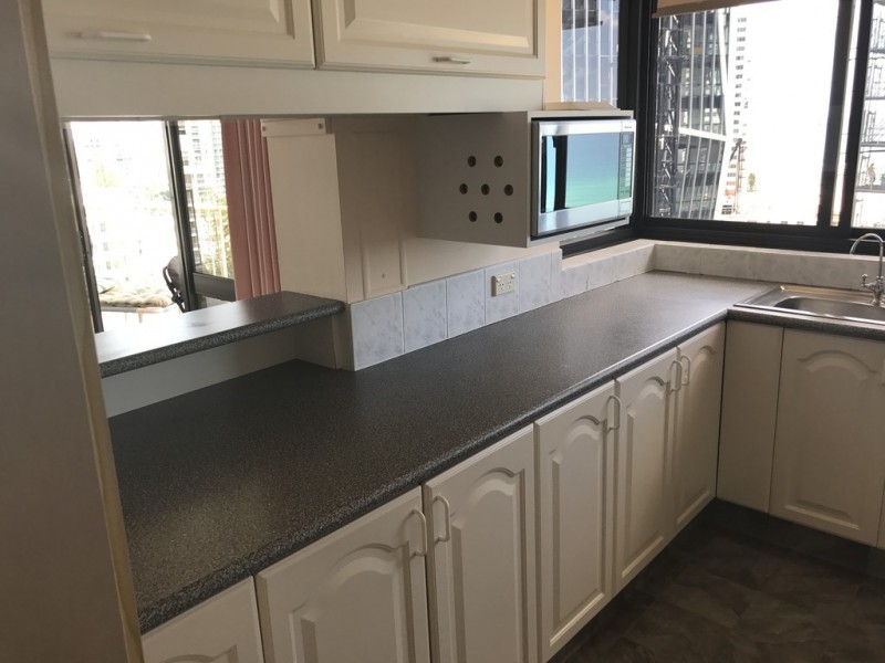 12E/50 Old Burleigh Rd “Breakers North”, Surfers Paradise QLD 4217