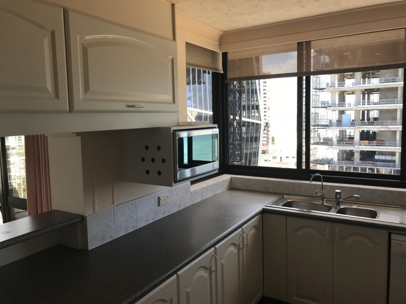 12E/50 Old Burleigh Rd “Breakers North”, Surfers Paradise QLD 4217