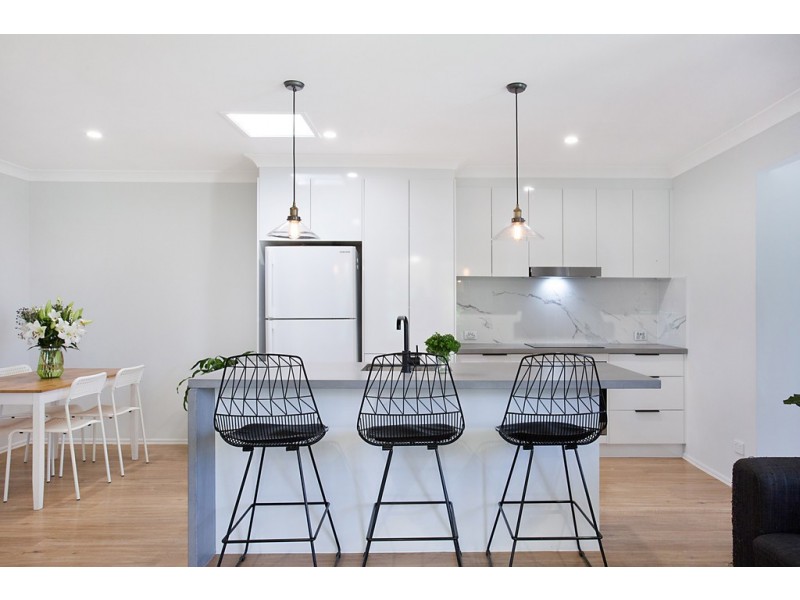 2/20 Bluemoon Close, Burleigh Waters QLD 4220