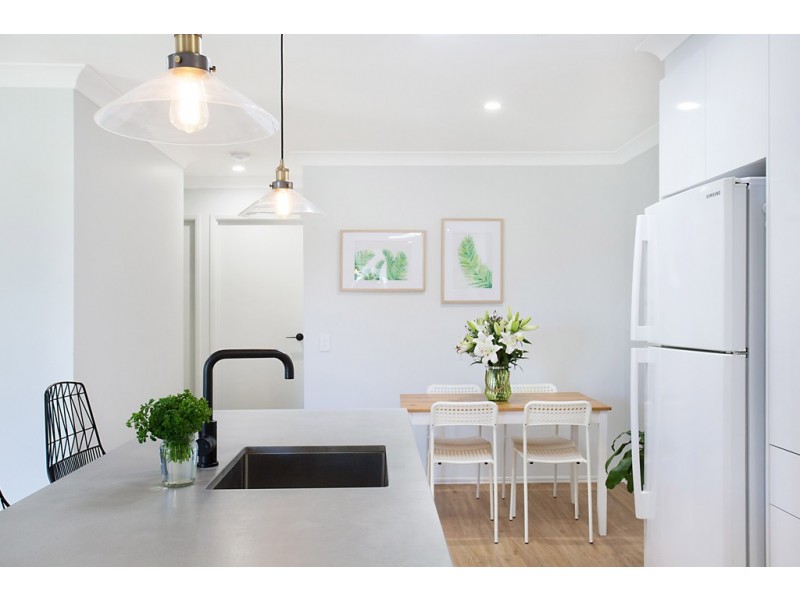 2/20 Bluemoon Close, Burleigh Waters QLD 4220
