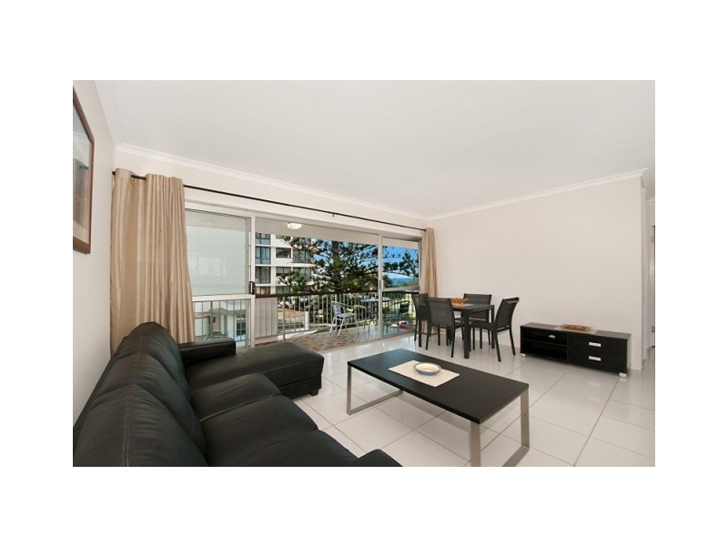 7/2 Britannia Avenue, Broadbeach QLD 4218