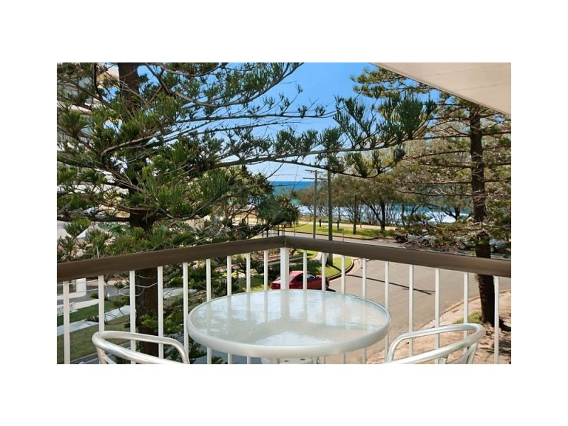 7/2 Britannia Avenue, Broadbeach QLD 4218