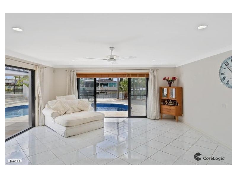 8 Buccaneer Crt, Paradise Waters QLD 4217