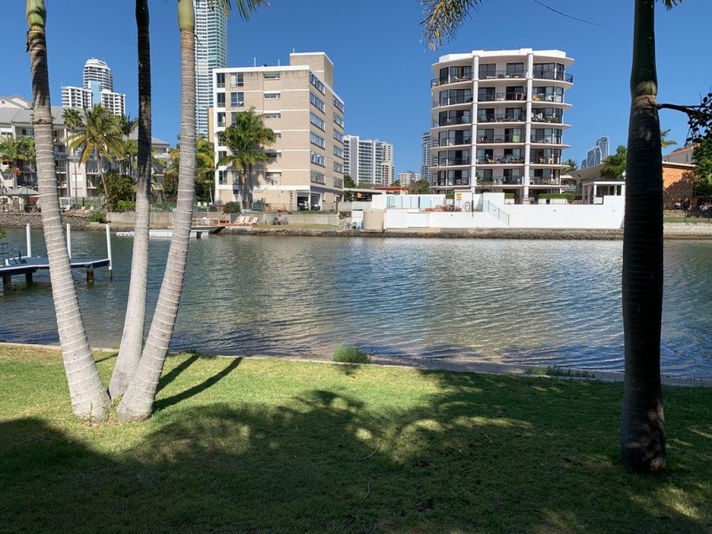 5/39 Peninsular Drive, Surfers Paradise QLD 4217