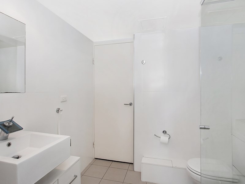 9 ‘Ocean Royale’ 4-6 Britannia Avenue, Broadbeach QLD 4218