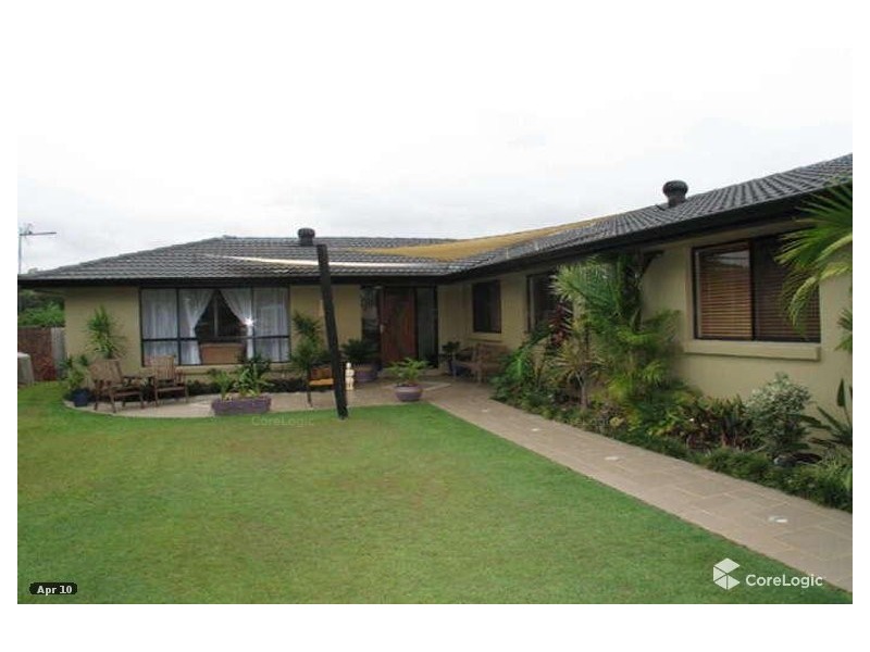 8 Huon Street, Broadbeach Waters QLD 4218