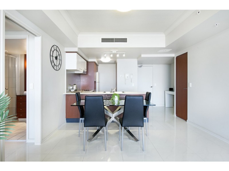 3341/23 ‘Chevron Renaissance’ Ferny Ave, Surfers Paradise QLD 4217