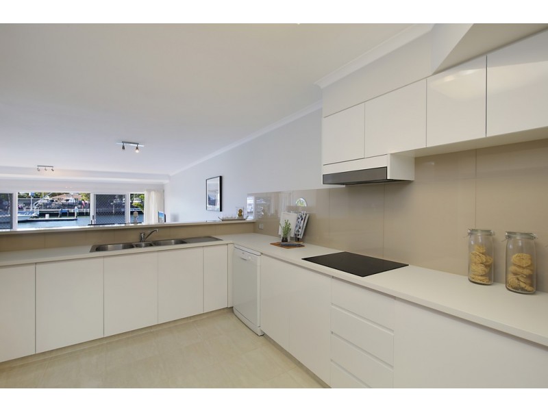 11/3 Marina Crescent, Hollywell QLD 4216