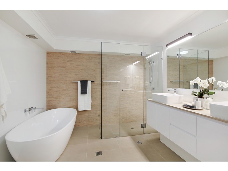 11/3 Marina Crescent, Hollywell QLD 4216