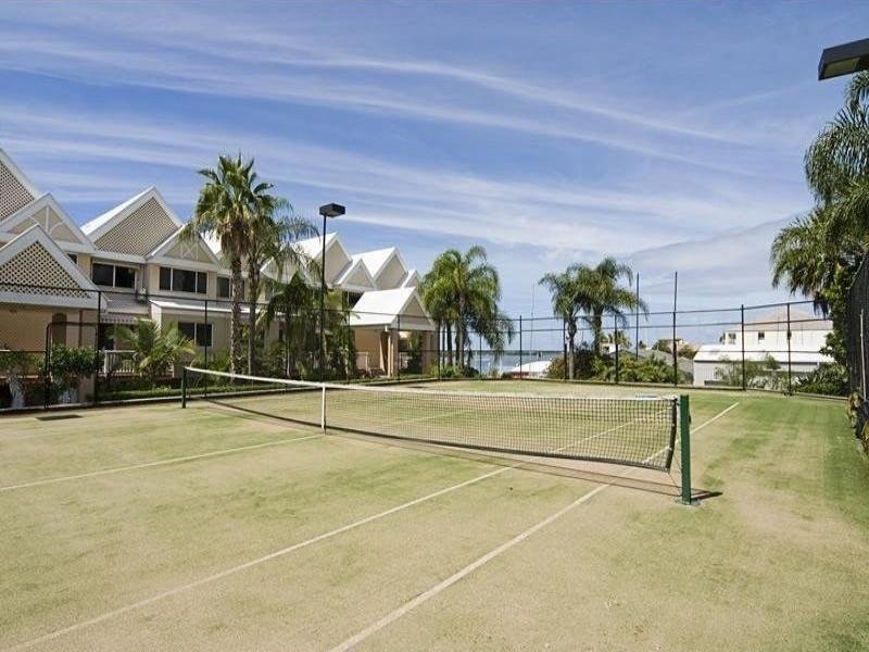 11/3 Marina Crescent, Hollywell QLD 4216