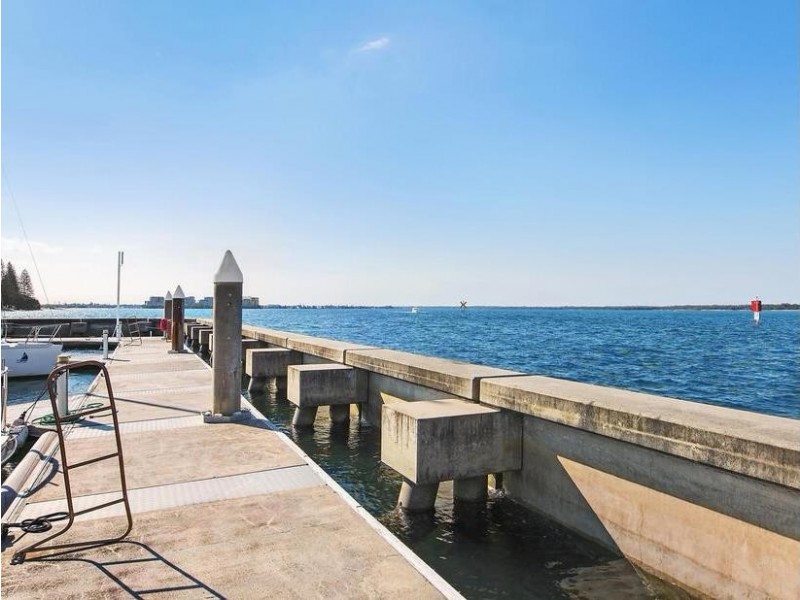 11/3 Marina Crescent, Hollywell QLD 4216