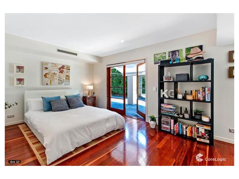 6 Brindisi Avenue, Surfers Paradise QLD 4217