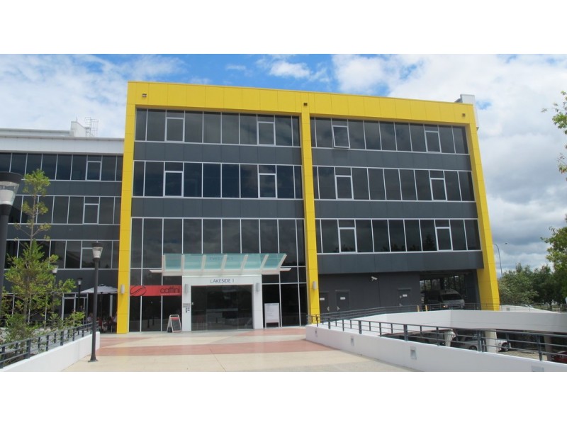 1 Lake Orr Drive, Varsity Lakes QLD 4227