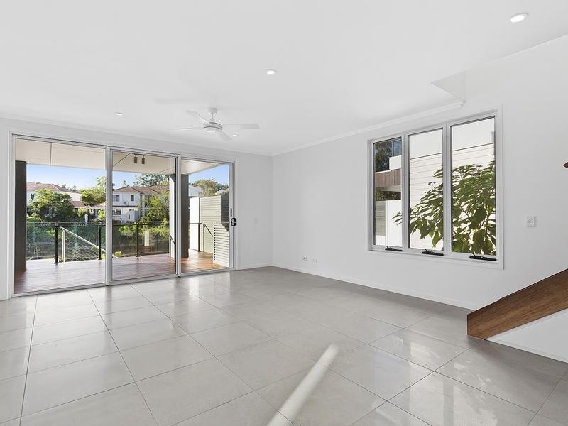 94 Florabella Drive, Robina QLD 4226