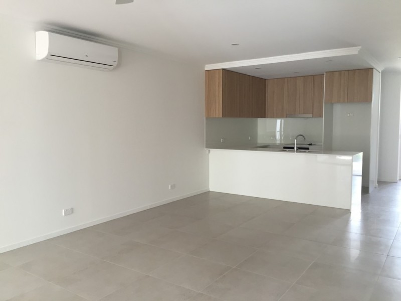 94 Florabella Drive, Robina QLD 4226