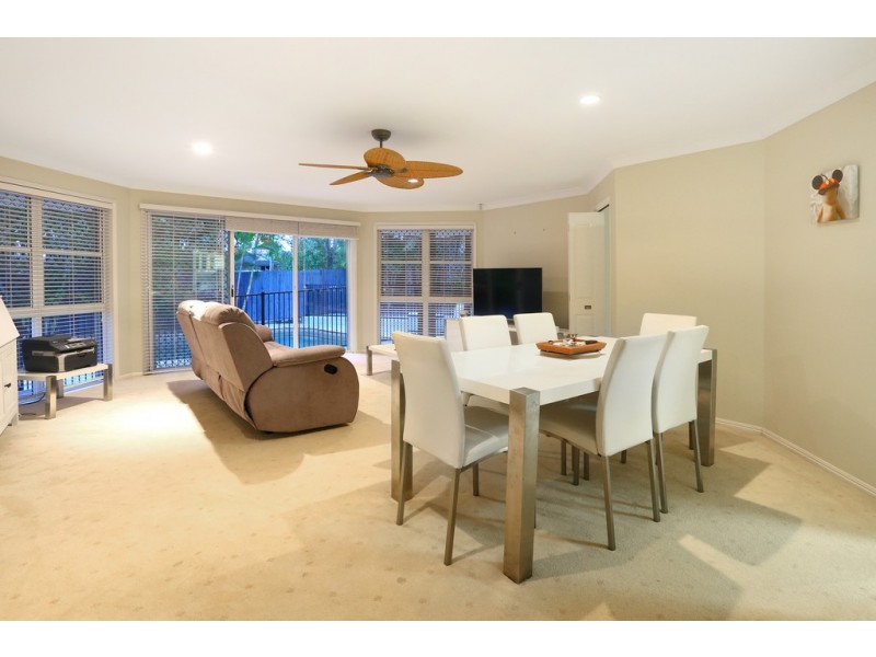 135 Camberwell Circuit, Robina QLD 4226