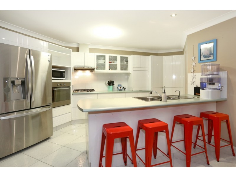 135 Camberwell Circuit, Robina QLD 4226