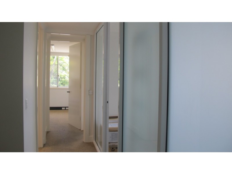 1 Vespa Crescent, Surfers Paradise QLD 4217