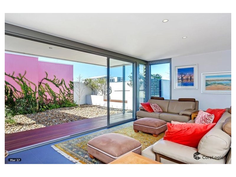 4040 Quayside, Benowa QLD 4217