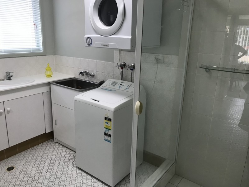 3/23 Anne Ave, Broadbeach QLD 4218