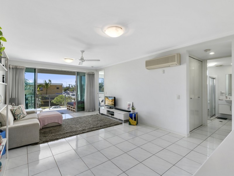 6/2236-2238 Gold Coast Highway, Mermaid Beach QLD 4218