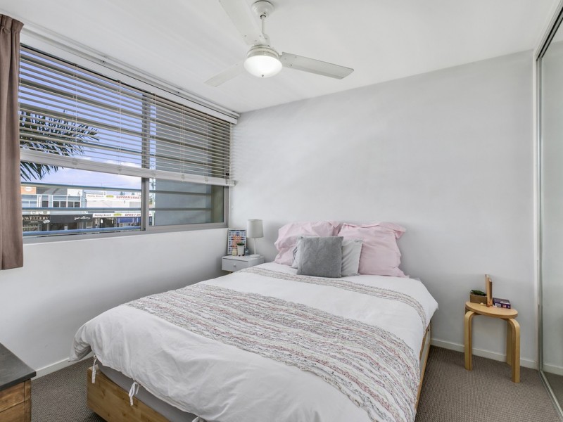 6/2236-2238 Gold Coast Highway, Mermaid Beach QLD 4218