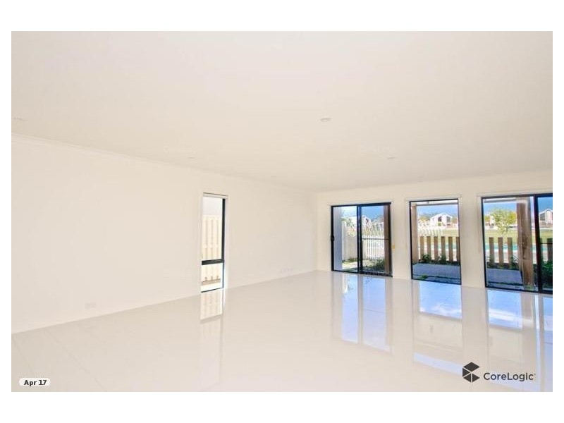 2 Altitude Drive, Pimpama QLD 4209