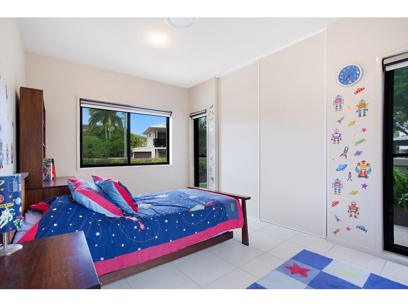 16 Elanora Drive, Burleigh Heads QLD 4220