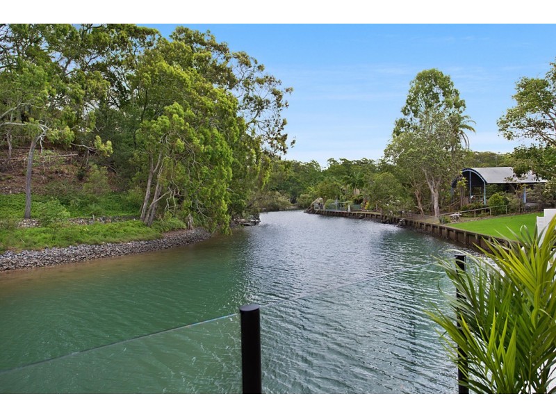 16 Elanora Drive, Burleigh Heads QLD 4220
