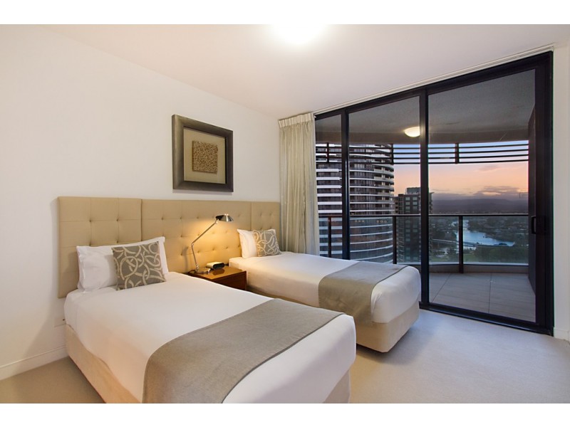 1701 ‘The Oracle’ 1 Oracle Boulevard, Broadbeach QLD 4218