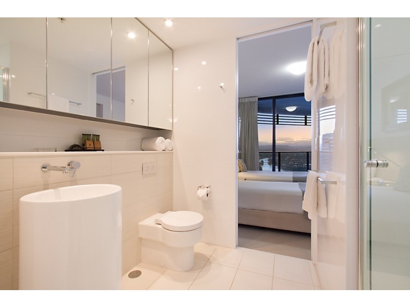 1701 ‘The Oracle’ 1 Oracle Boulevard, Broadbeach QLD 4218