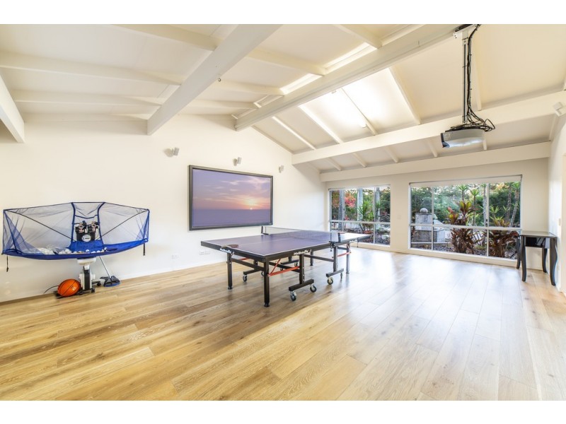 61 Hillview Parade, Ashmore QLD 4214