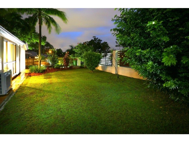 20 Murrumba Drive, Ashmore QLD 4214