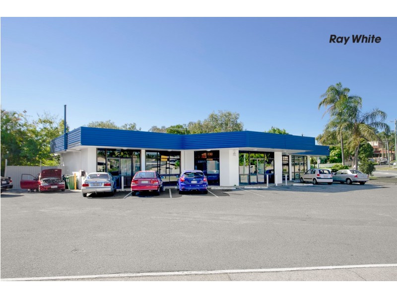 177 Government Road, Labrador QLD 4215