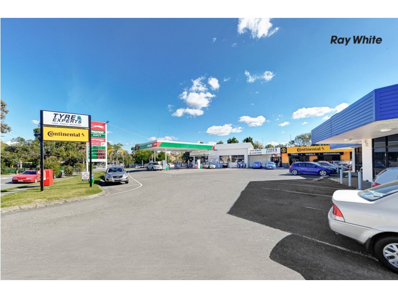 177 Government Road, Labrador QLD 4215