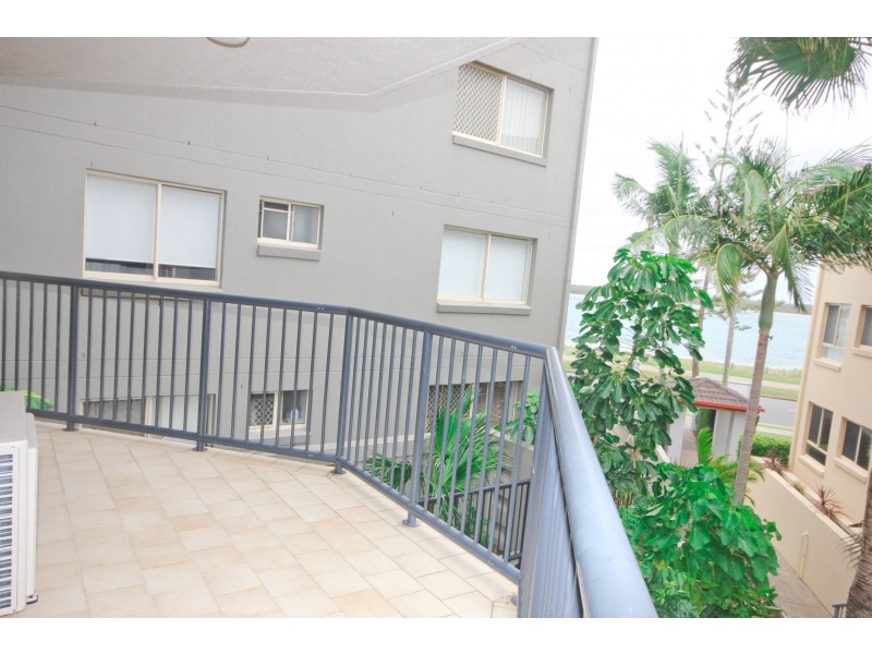 9/418 Marine Parade, Biggera Waters QLD 4216