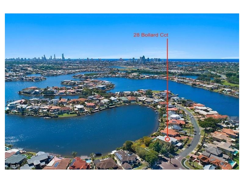 28 Bollard Circuit, Clear Island Waters QLD 4226