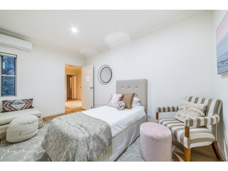 15 Durham Street, Southport QLD 4215