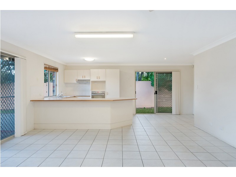 65 Henry Cotton Drive, Parkwood QLD 4214