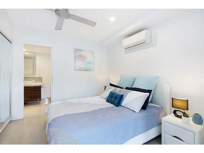 46-48 Peerless Avenue, Mermaid Beach QLD 4218