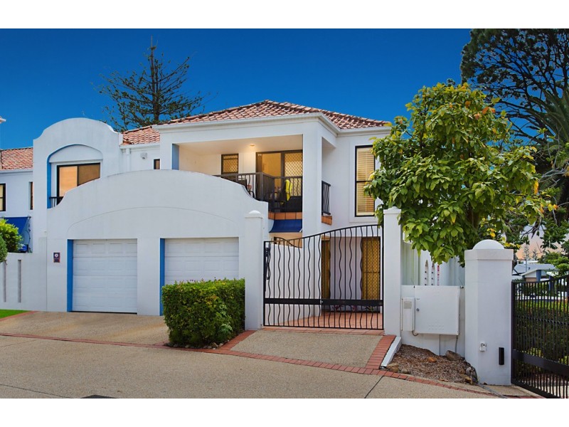 101/2214 Gold Coast Highway, Mermaid Waters QLD 4218