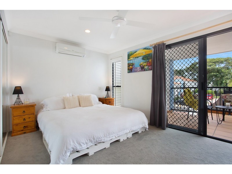 101/2214 Gold Coast Highway, Mermaid Waters QLD 4218