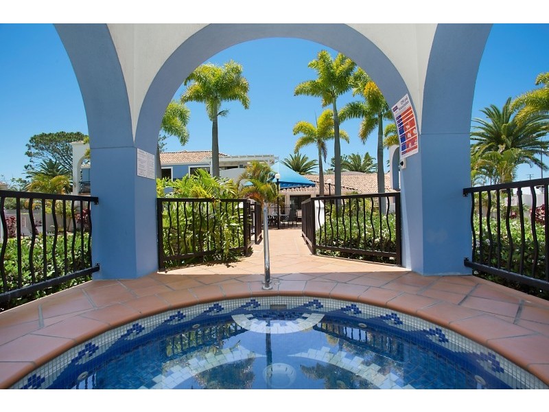 101/2214 Gold Coast Highway, Mermaid Waters QLD 4218